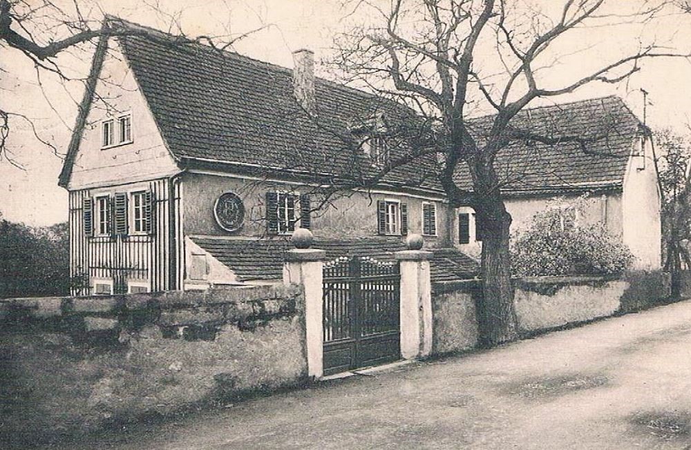 Dresdner Straße 44