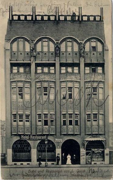 Bönischplatz 9