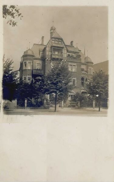 Borsbergstraße 13