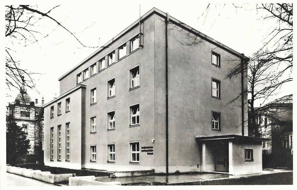 Canalettostraße 12