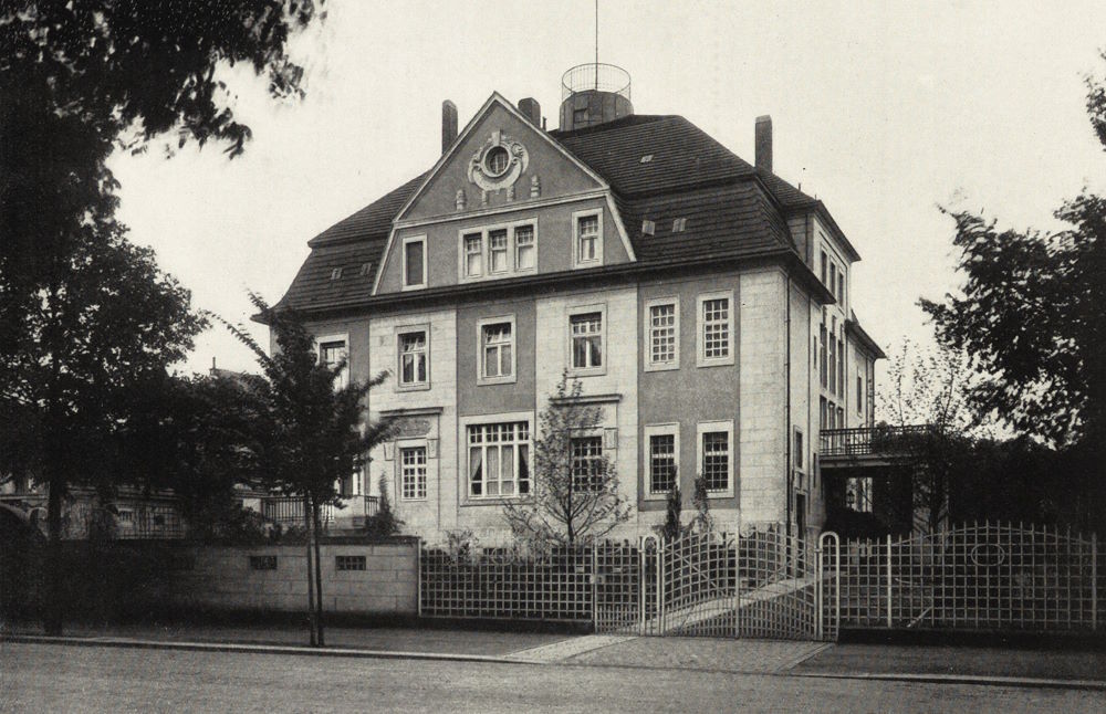 Comeniusstraße 32