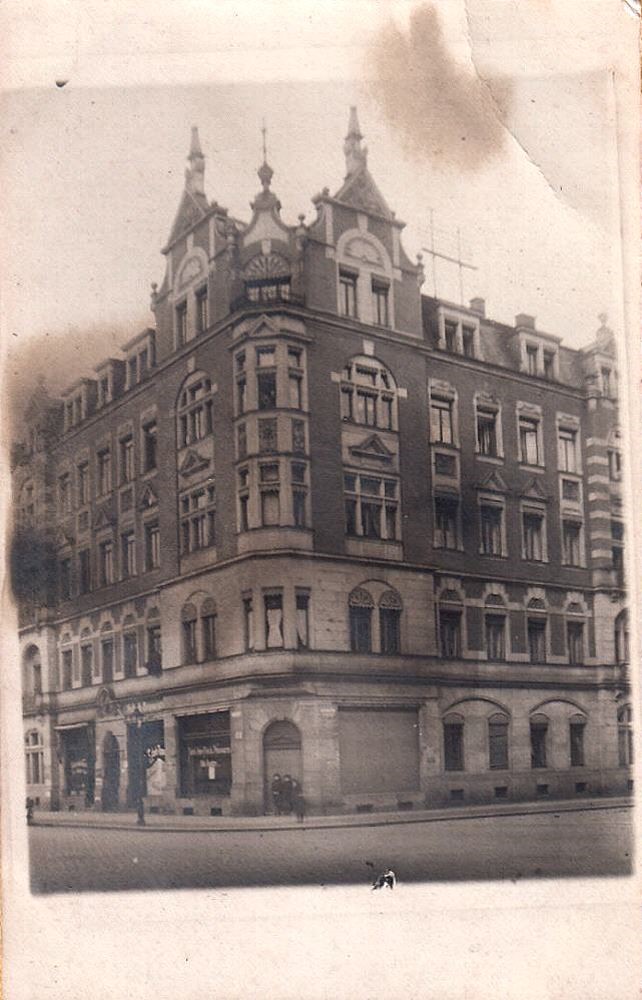 Dürerplatz 12 / Reißigerstraße