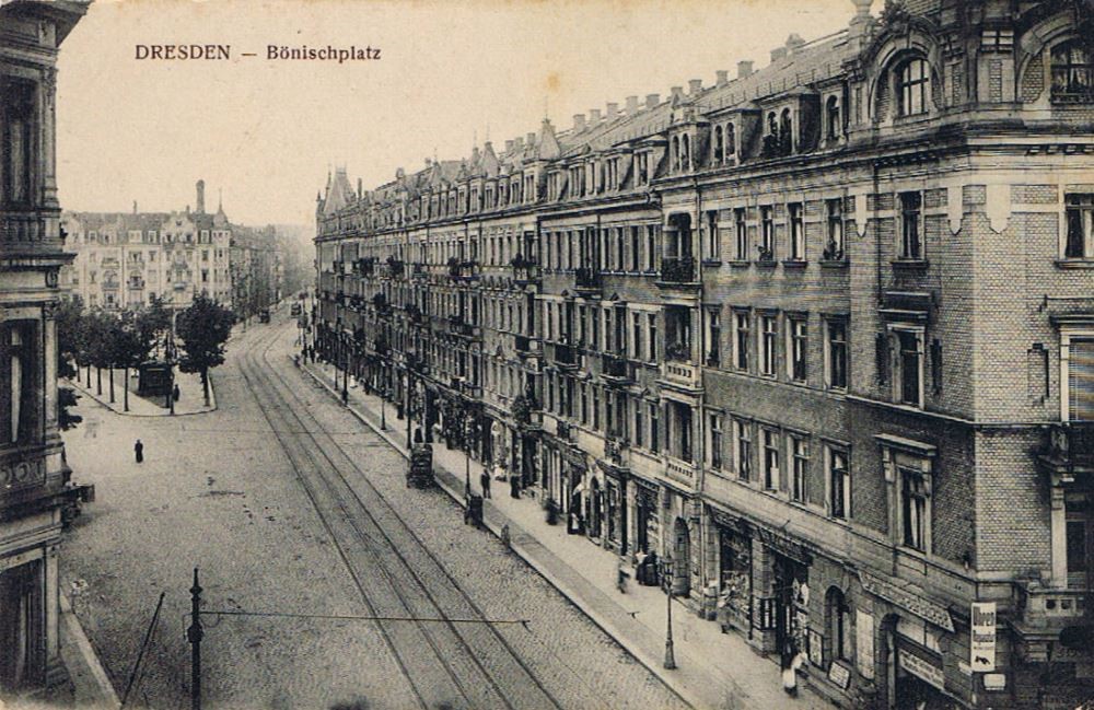 Elisenstraße 62 / Bönischplatz