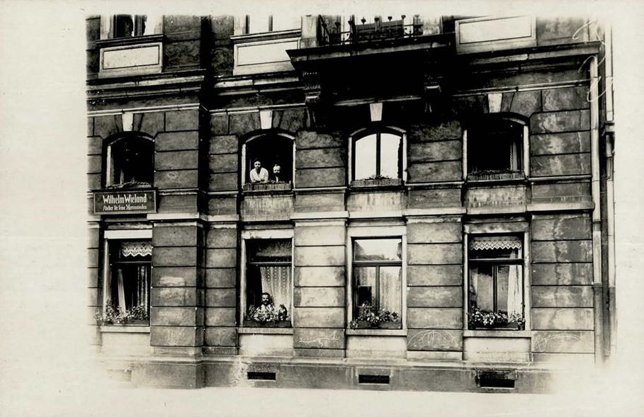 Elsasser Straße 5