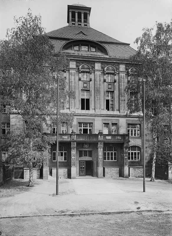 Fiedlerstraße 25