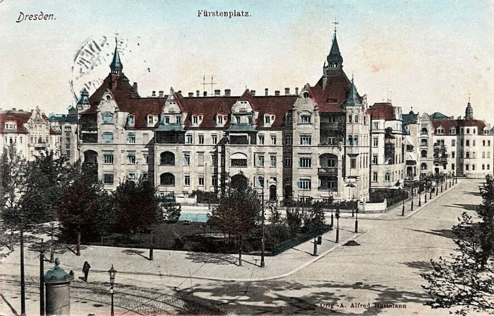 Fetscherplatz 4,5,6,7 (Fürstenplatz 4,5,6,7) / Reinickstraße