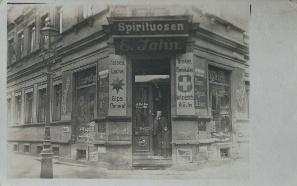 Hertelstraße 24 / Burkhardtstraße