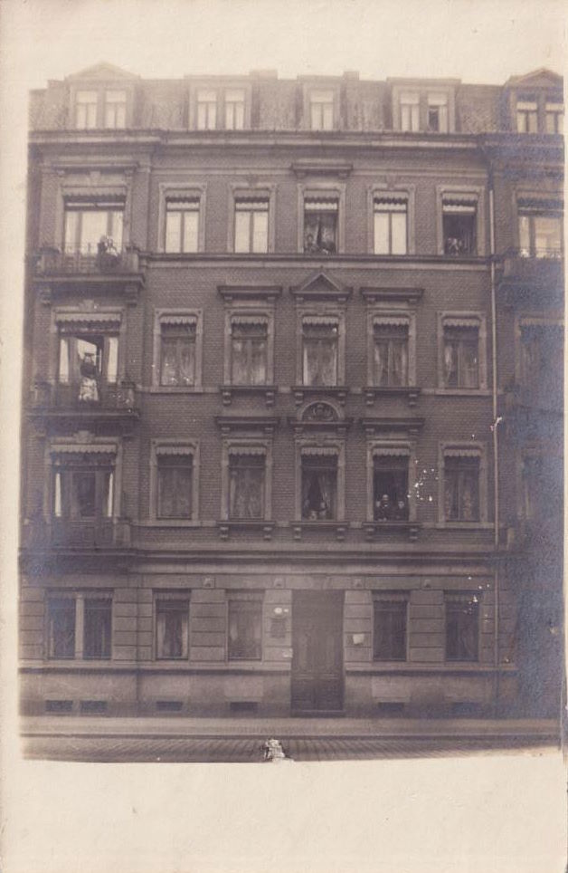 Hertelstraße 27
