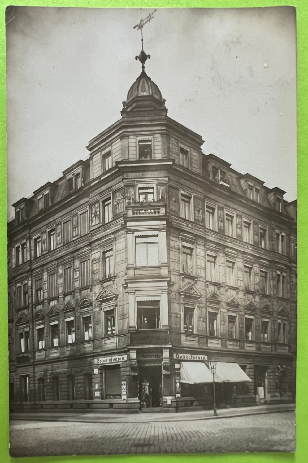 Holbeinstraße 83 / Stephanienstraße