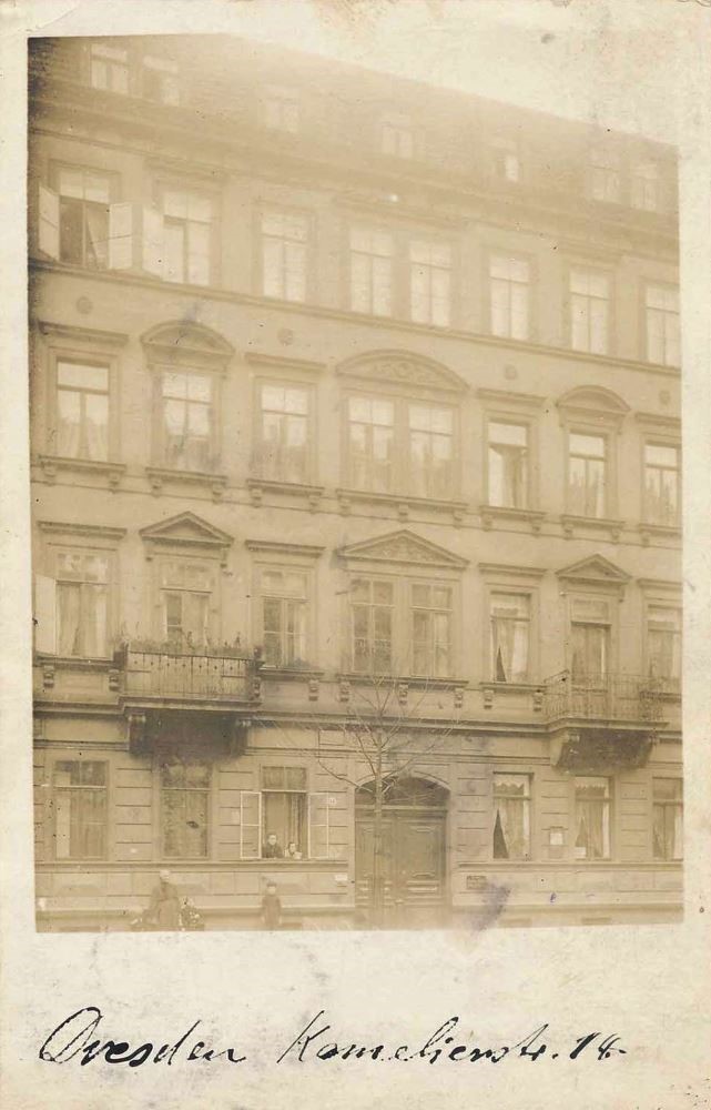 Kamelienstraße 14
