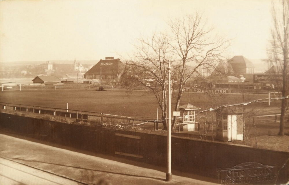 Pfotenhauer Straße 79 / Neubertstraße