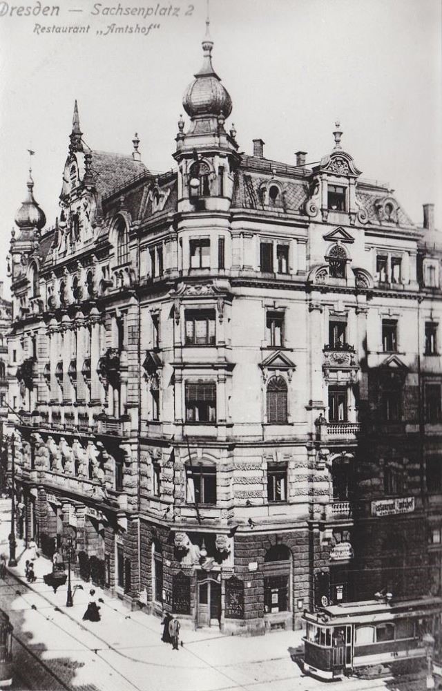 Sachsenplatz 2
