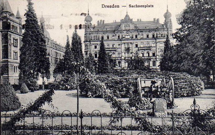 Sachsenplatz 4