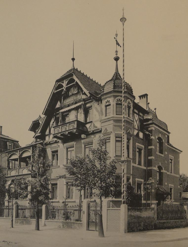 Schubertstraße 1 / Fiedlerstraße (Trinitatisstraße)