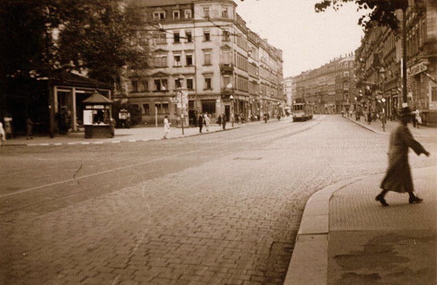 Striesener Straße 44
