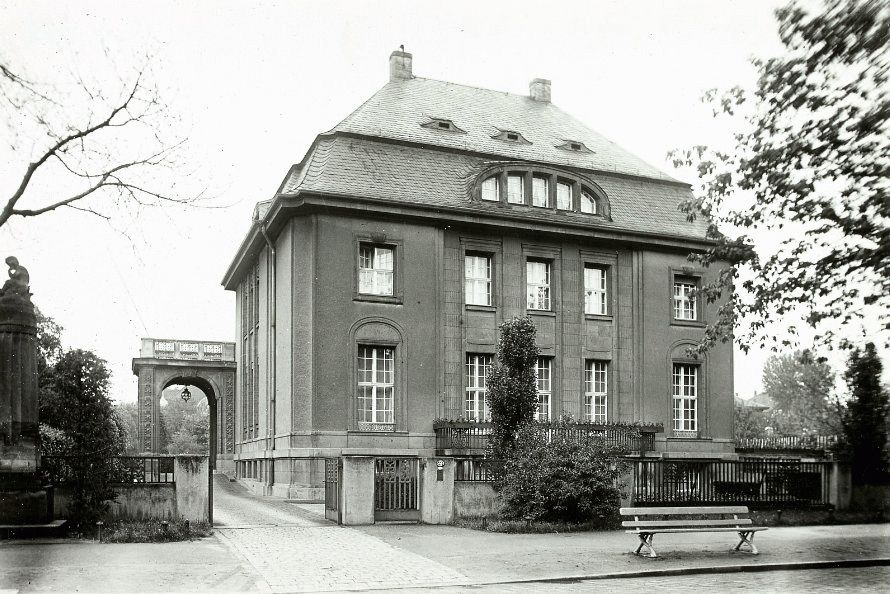 Stübelallee 27 / Lipsiusstraße
