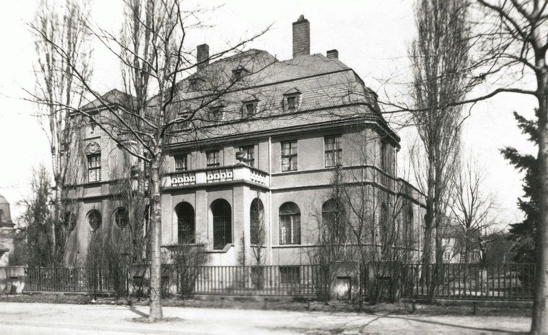 Stübelallee 41 / Müller-Berset-Straße