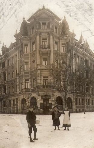 Wallotstraße 25