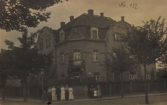 Adolfstraße 8 / Waldemarstraße