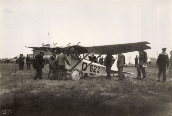 Städt. Land- u. Wasser-Flugplatz Dresden-Kaditz