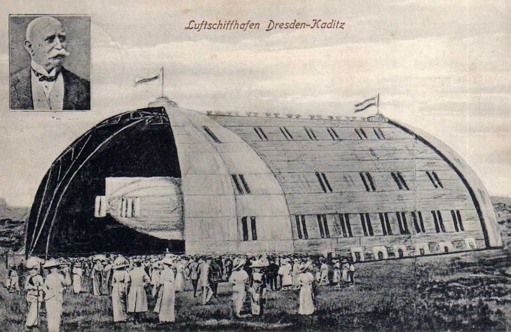 Städt. Land- u. Wasser-Flugplatz Dresden-Kaditz (Montagen sort)