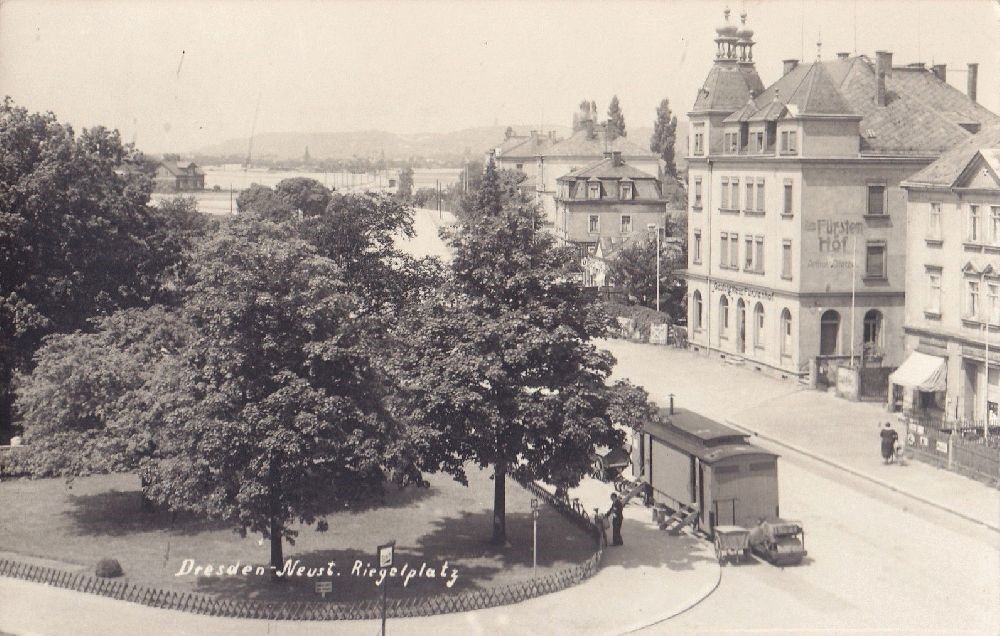 Riegelplatz 6 (Simson-Platz 6)