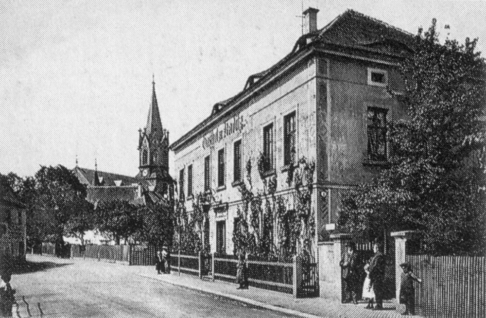 Spitzhausstraße 1