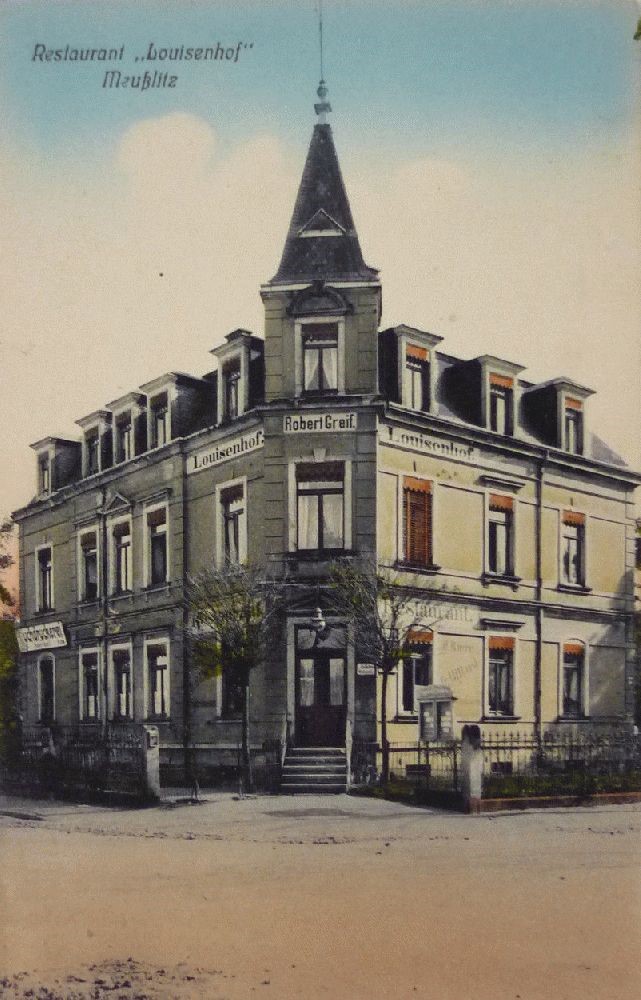 Johannes-Brahms-Straße 52 (Louisenallee 52) / Fanny-Lewald-Straße (Albertstraße)