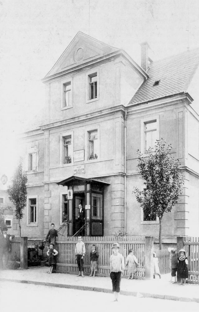 Carl-Borisch-Straße 6