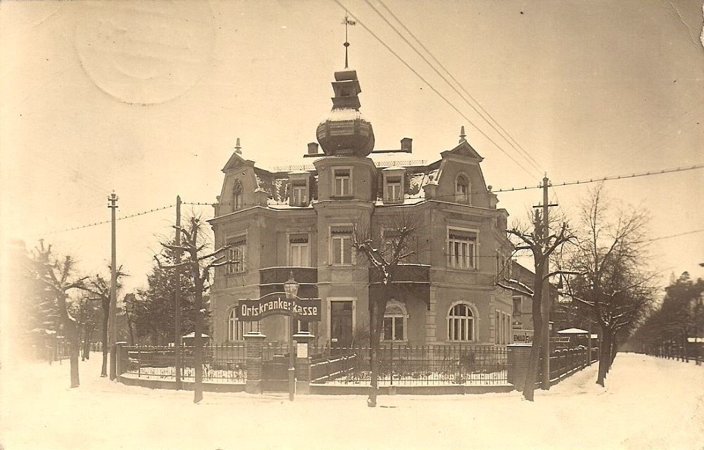 Alexander-Herzen-Straße 1