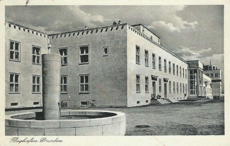 Flughafenstraße