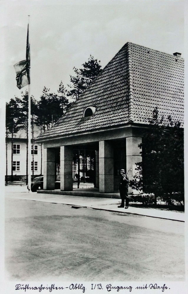 Manfred-von-Ardenne-Ring 20