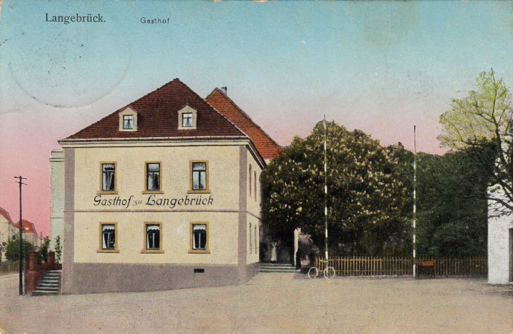 Hauptstraße 4