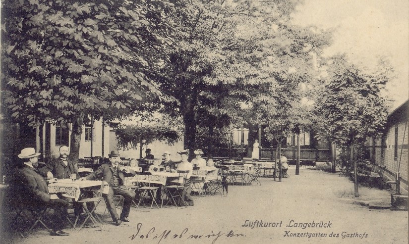 Hauptstraße 4