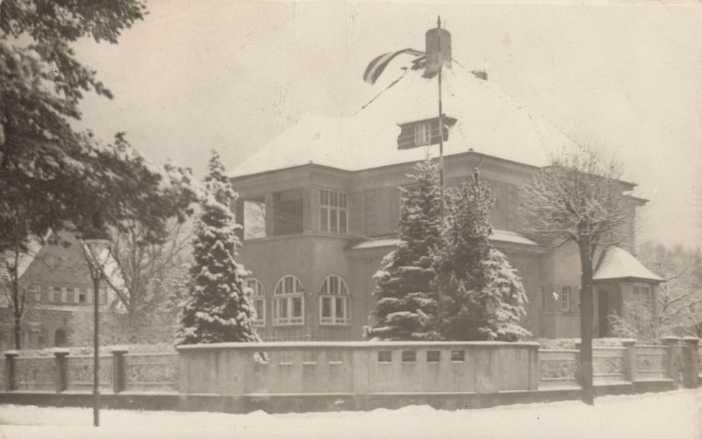 Höntzschstraße 11 / Jakob-Weinheimer-Straße (Friedrich August-Straße)