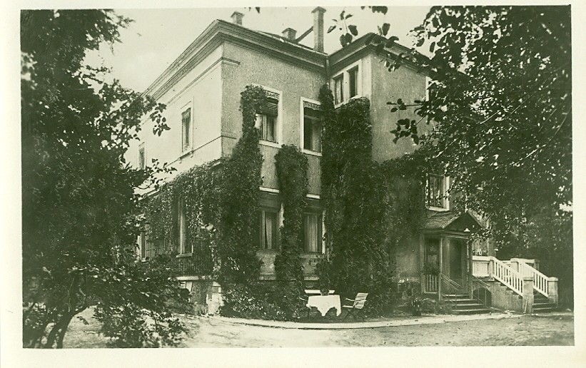 Radeberger Straße 3