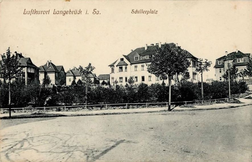 Schillerplatz 3