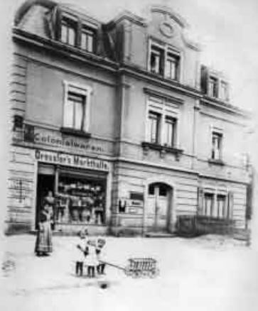 Weißiger Straße 1