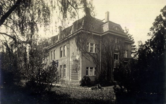 Weißiger Straße 18