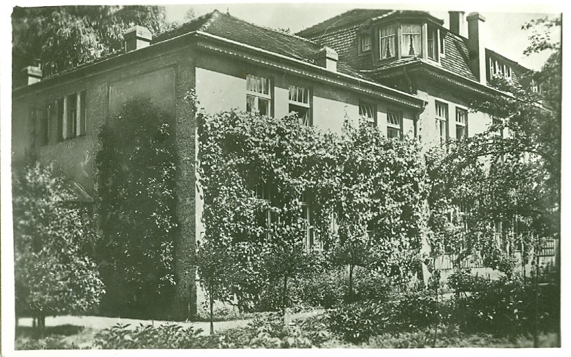 Weißiger Straße 18
