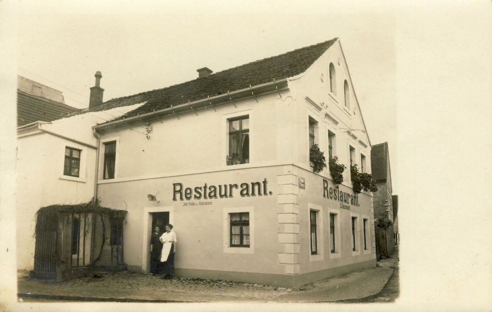 Fährstraße 1