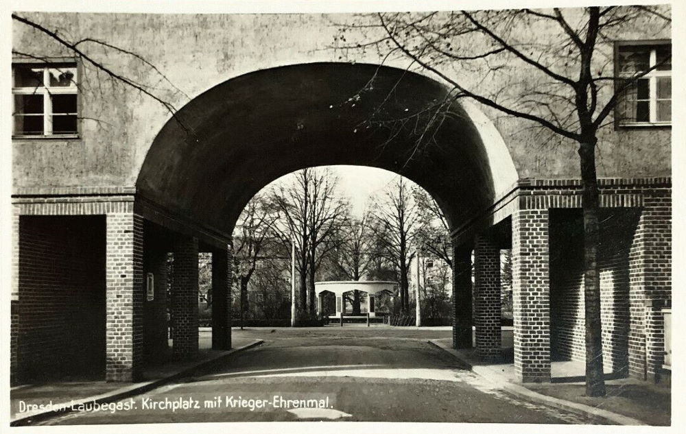 Kirchplatz