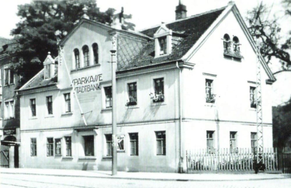 Österreicher Straße 37 (Hauptstraße 37)