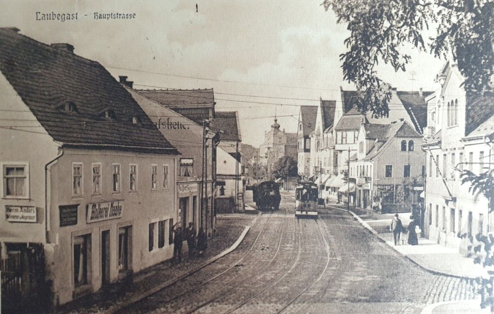 Österreicher Straße 42 (Hauptstraße 43, Hauptstraße 42)