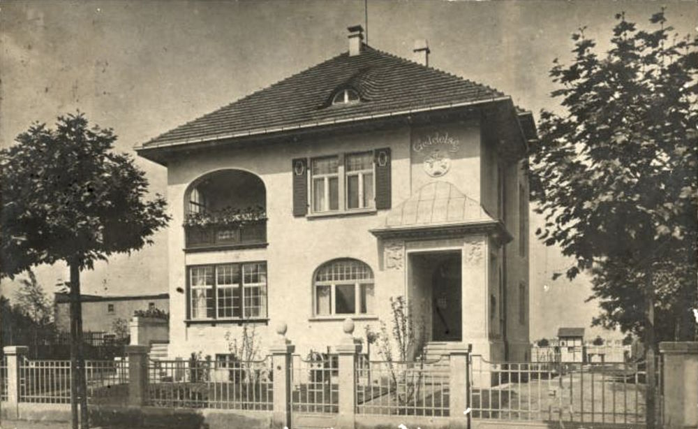 Tauernstraße 28 (Albertstraße 15)