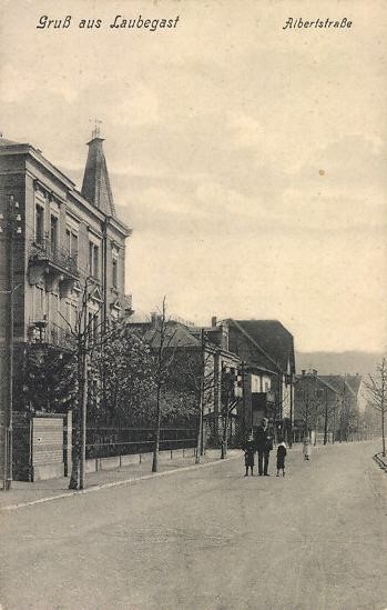Troppauer Straße 26 (Gabelsbergerstraße 26) / Tauernstraße (Albertstraße)