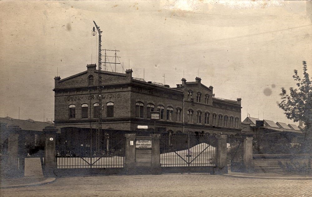 Eisenbahnstraße 2