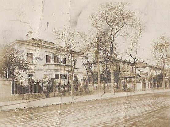 Großenhainer Straße 19