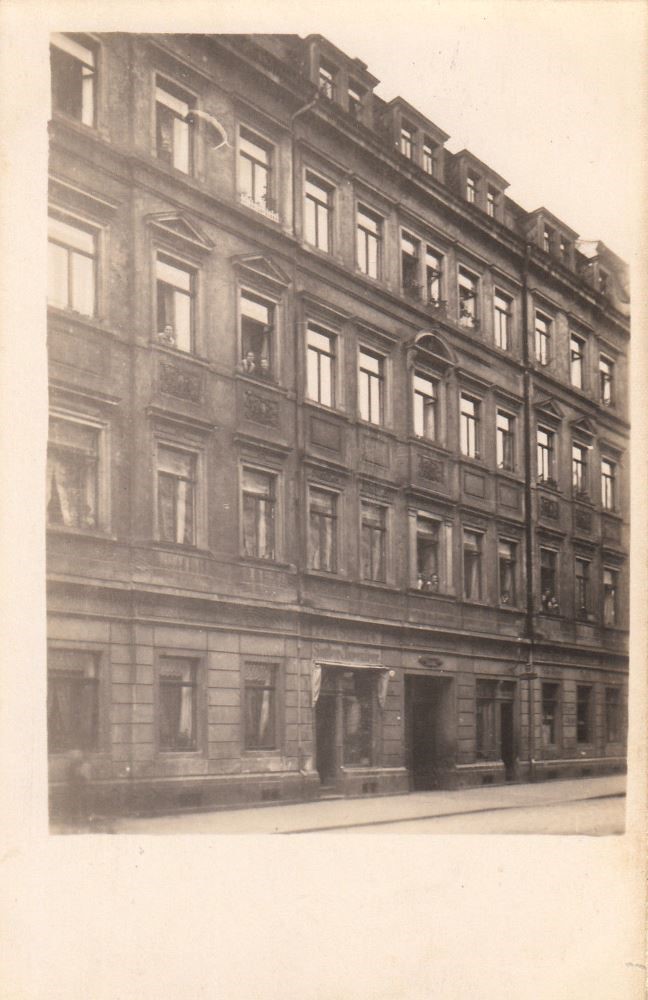 Rudolf-Leonhard-Straße 23