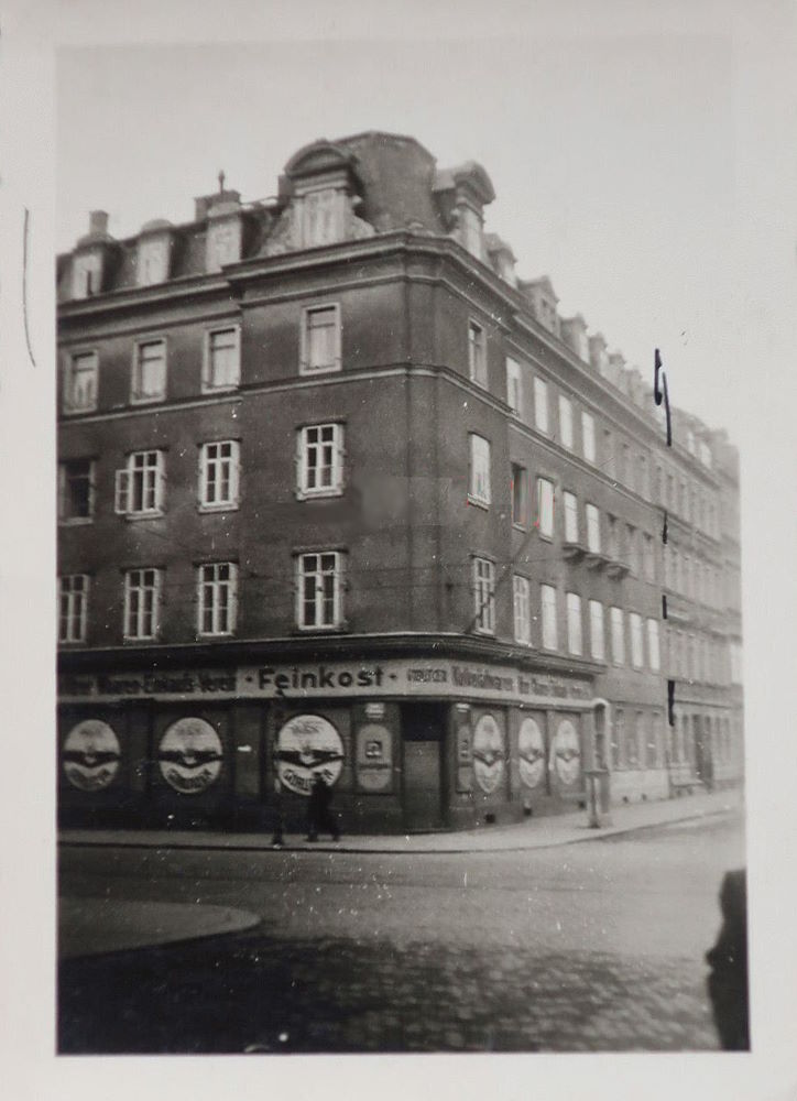Seitenstraße 15 (-1953 Windmühlenstraße 15) / Hechtstraße